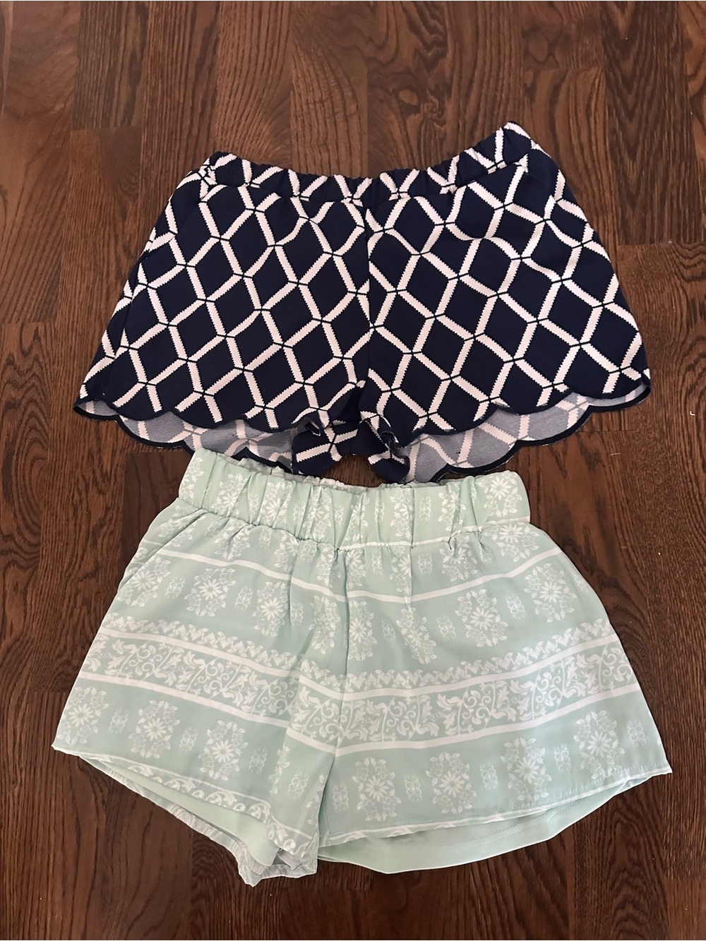 miami & mine Navy & Light Mint Patterned Casual Shorts Set